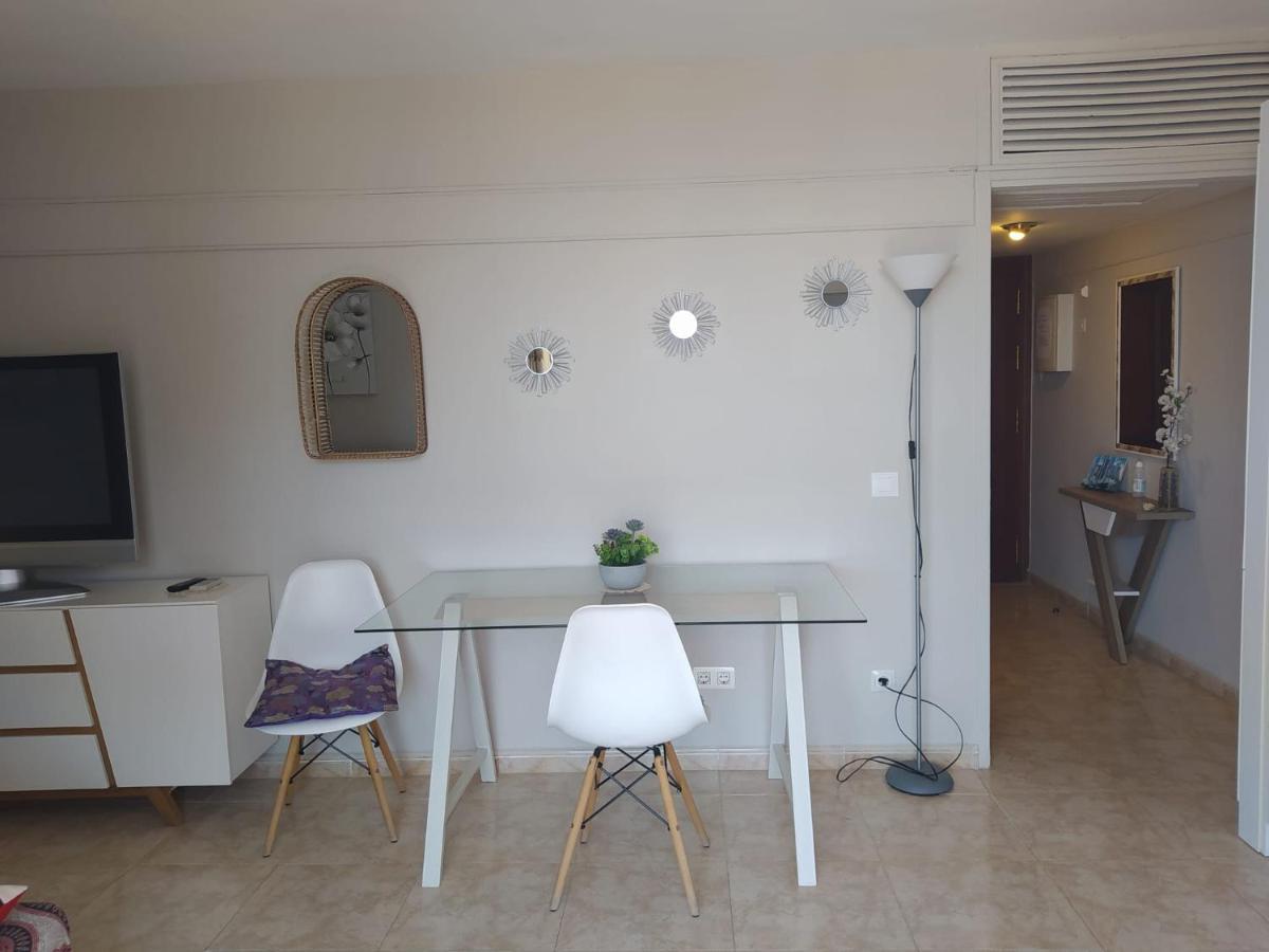 Palmeras, 893 Appartement *
